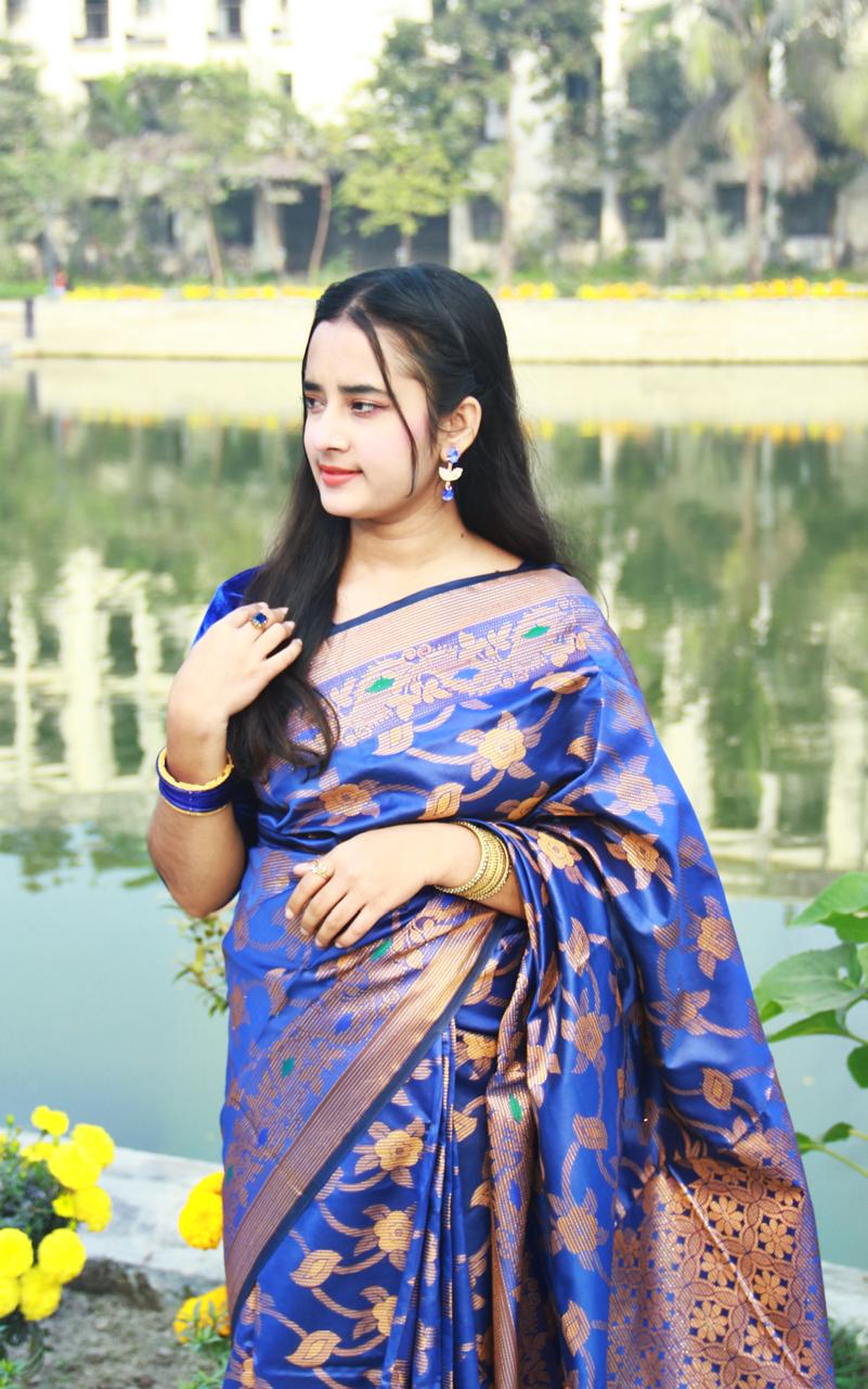 সিল্ক কাতান শাড়ি
